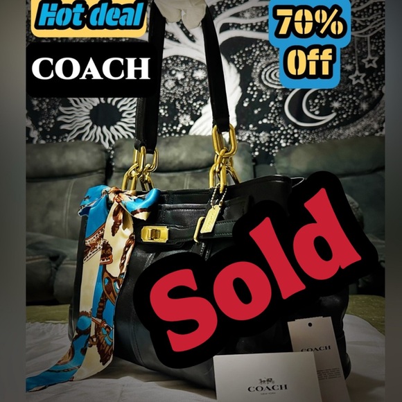 Coach Handbags - Vintage style Coach Black Leather shoulder bag Women's Bag